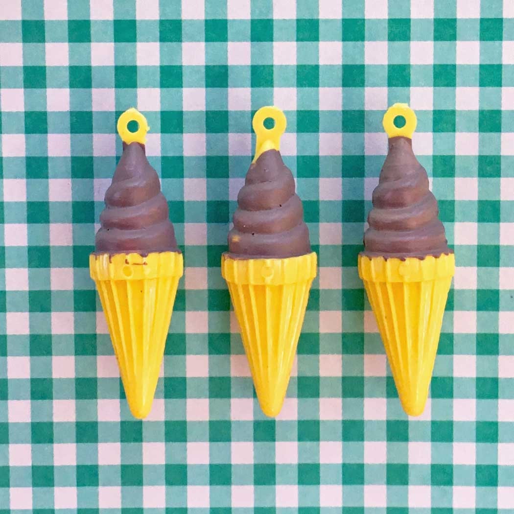 Chocolate Ice Cream Cone Charms (6)