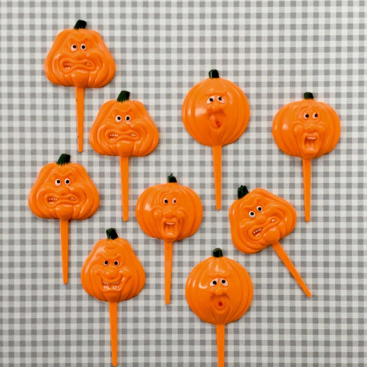 Halloween Pumpkin Toppers (12)